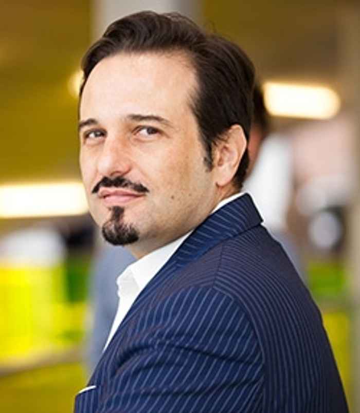 Hoogleraar Ilir Haxhi